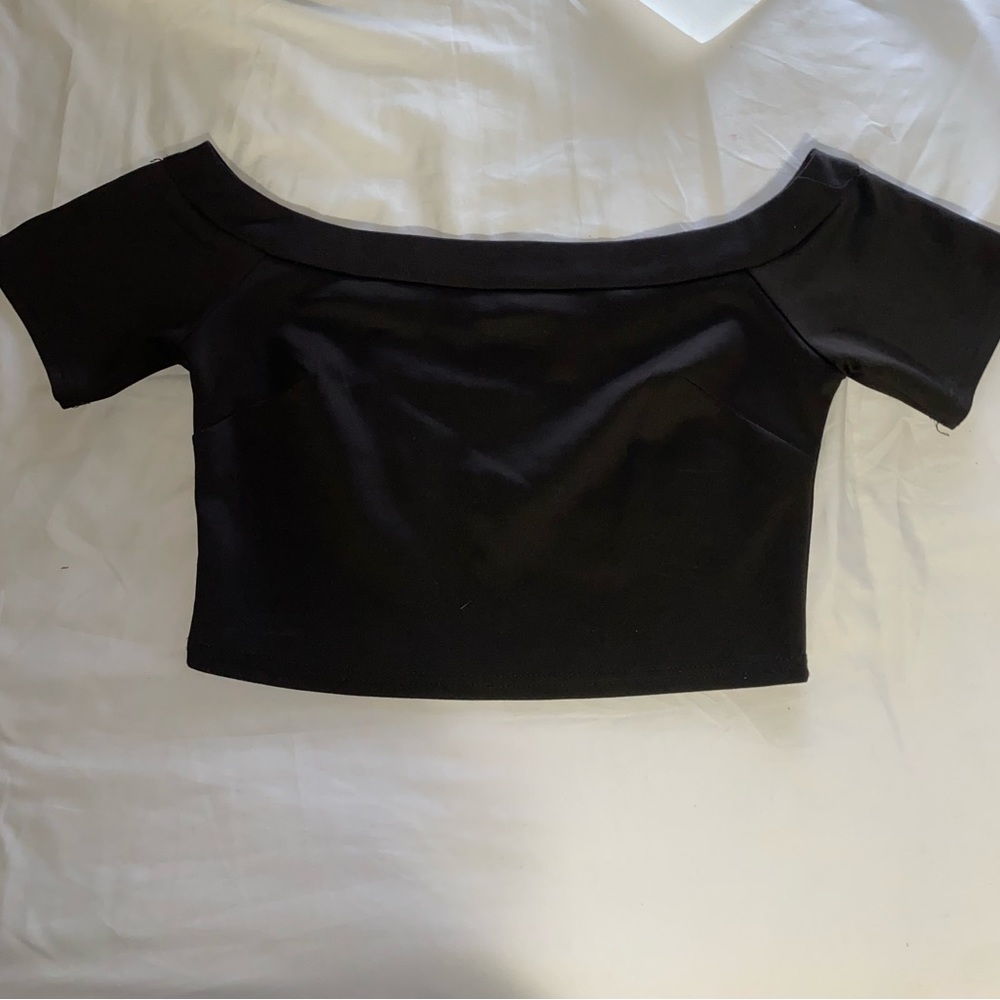 Black Off the Shoulder Crop Top